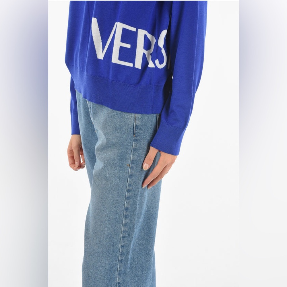 Versace new with tags turtleneck royal blue lightweight logo sweater